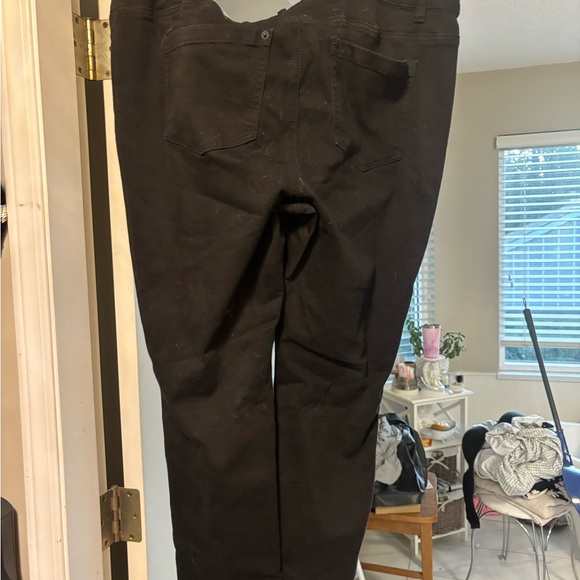 Additional Elle jeans. - Picture 3 of 3